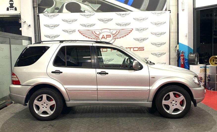 MERCEDES-BENZ ML 55 AMG