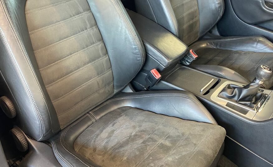VOLKSWAGEN PASSAT 2.0 TDI