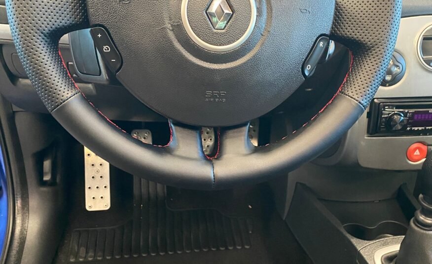 RENAULT CLIO 2.0 16V SPORT