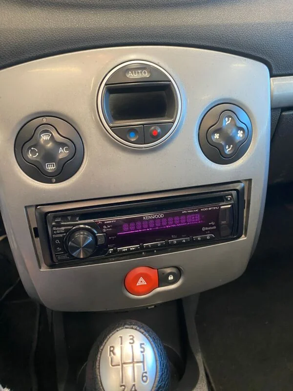 RENAULT CLIO 2.0 16V SPORT