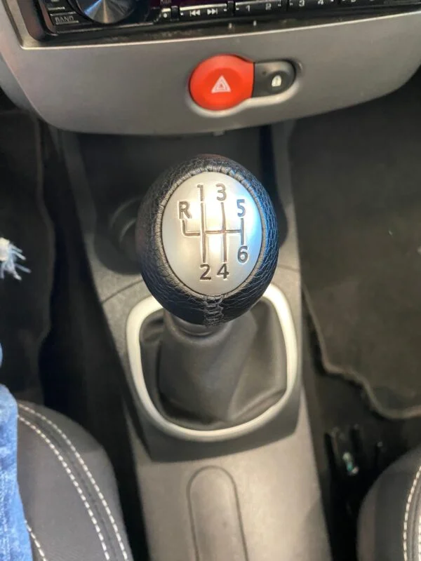 RENAULT CLIO 2.0 16V SPORT