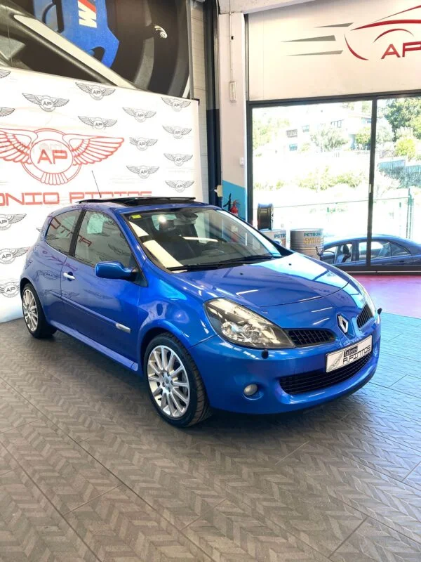 RENAULT CLIO 2.0 16V SPORT