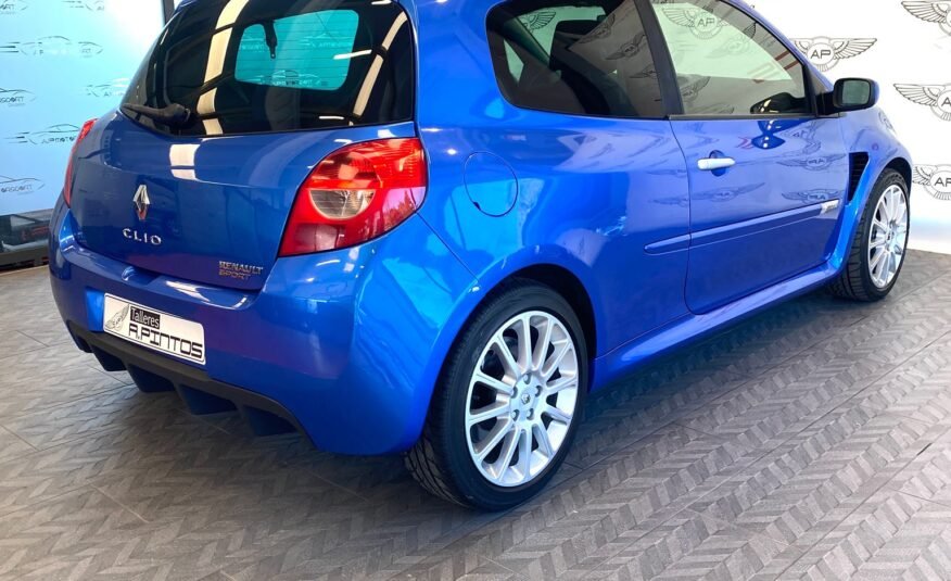 RENAULT CLIO 2.0 16V SPORT