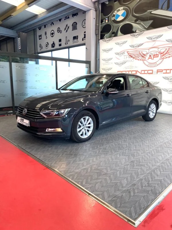 VOLKSWAGEN PASSAT 1.6 TDI