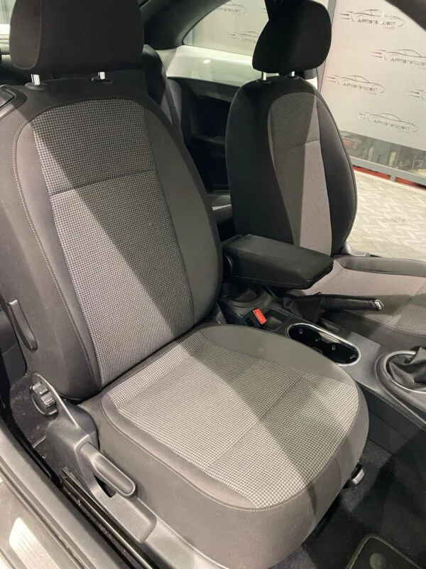 VOLKSWAGEN BEETLE 1.2