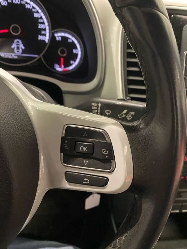 VOLKSWAGEN BEETLE 1.2