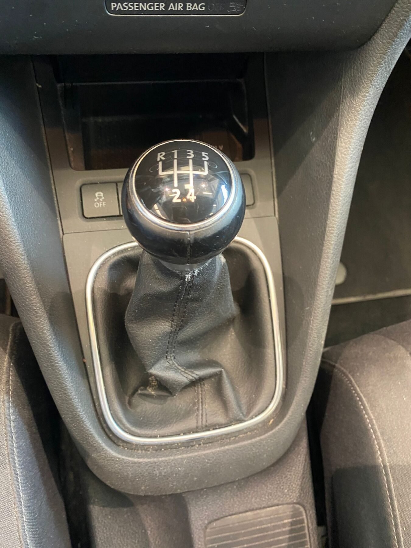 VOLKSWAGEN GOLF 1.6 TDI Rline