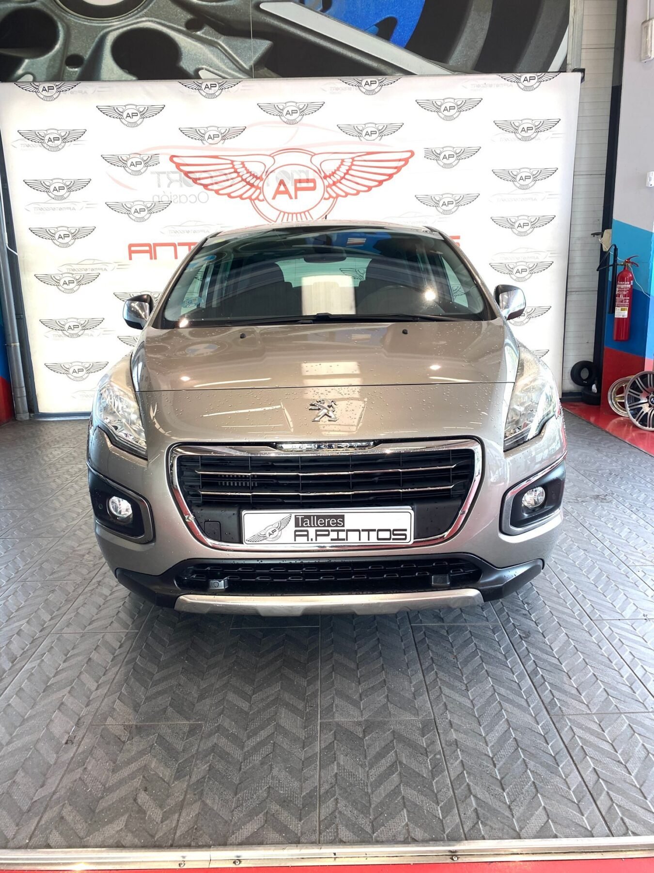 PEUGEOT 3008 1.6 HDI 120CV