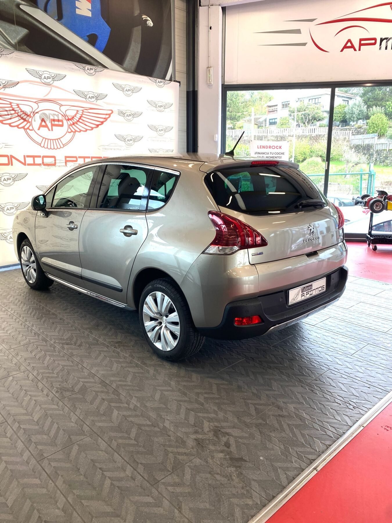 PEUGEOT 3008 1.6 HDI 120CV