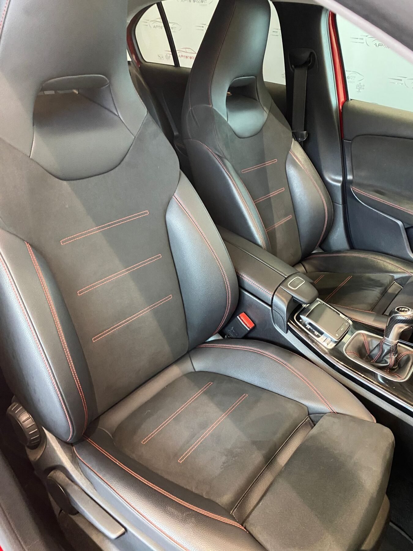 MERCEDES-BENZ CLASE A 1.3 136CV