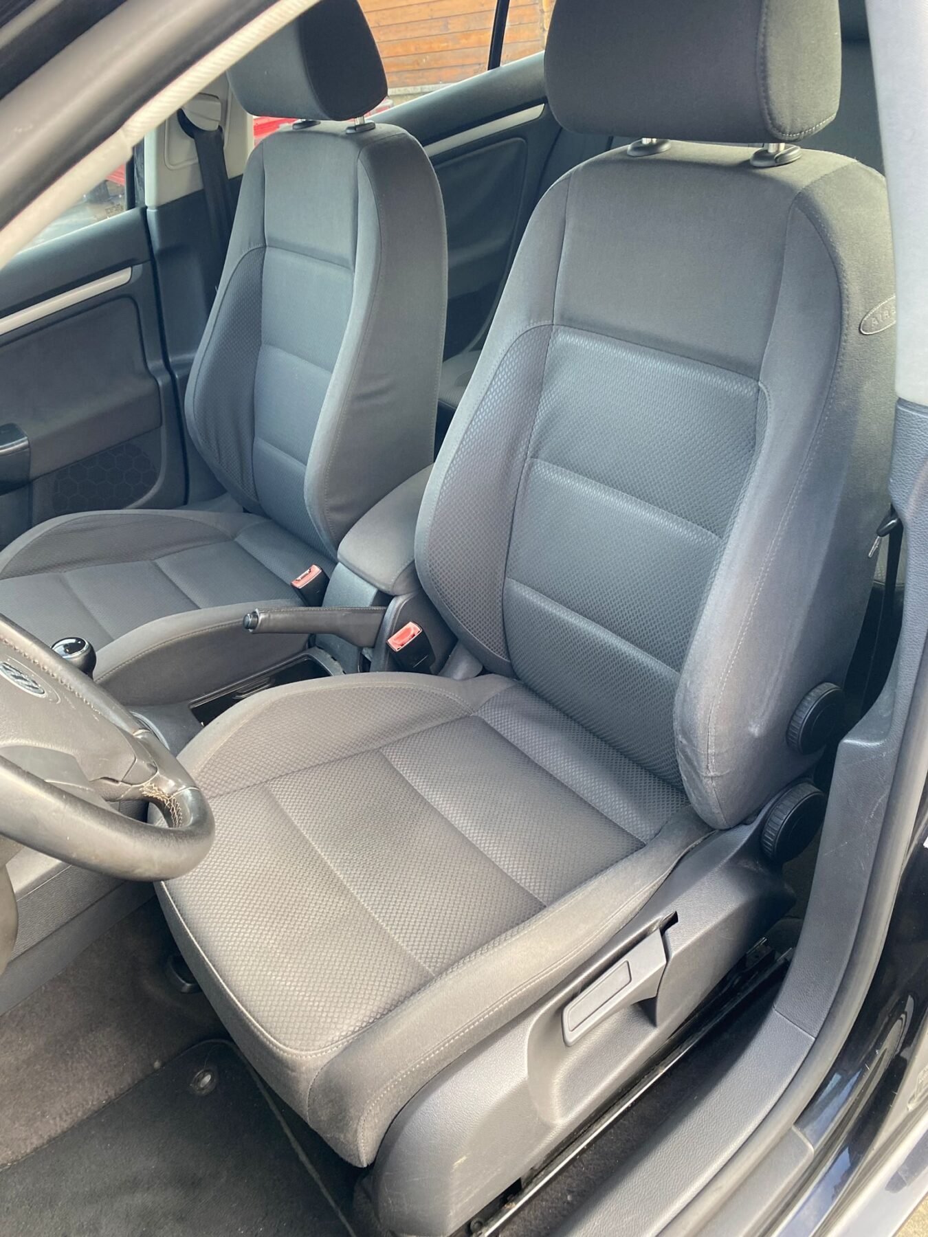 VOLKSWAGEN GOLF 2.0 TDI