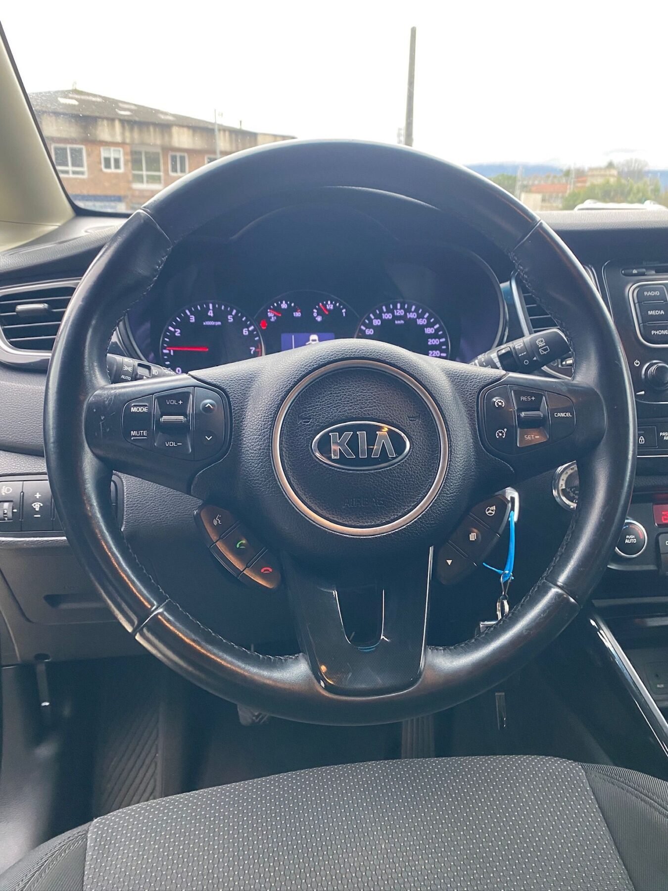 KIA 1.6 GASOLINA