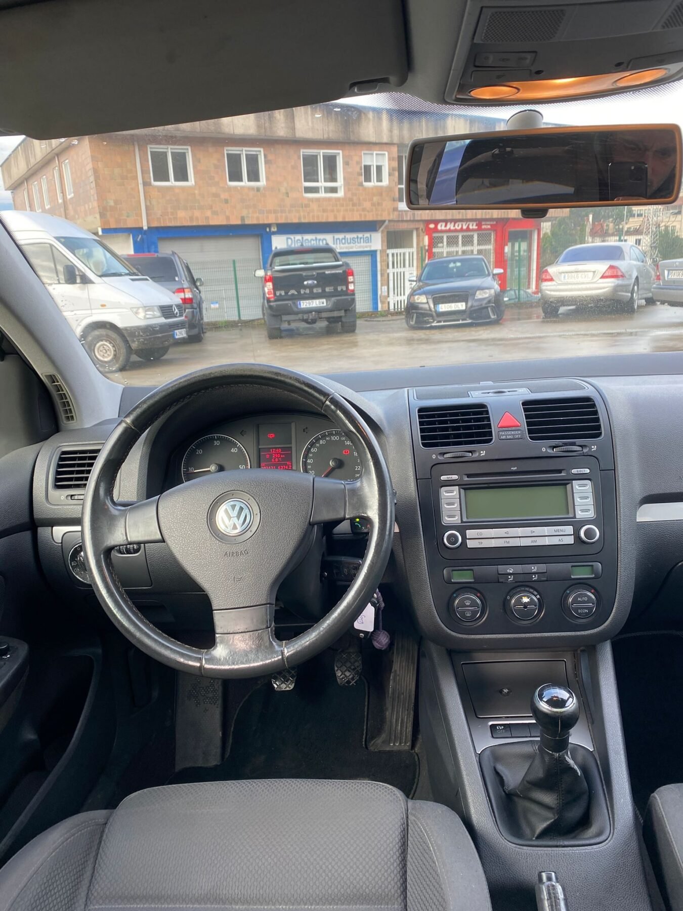 VOLKSWAGEN GOLF 2.0 TDI