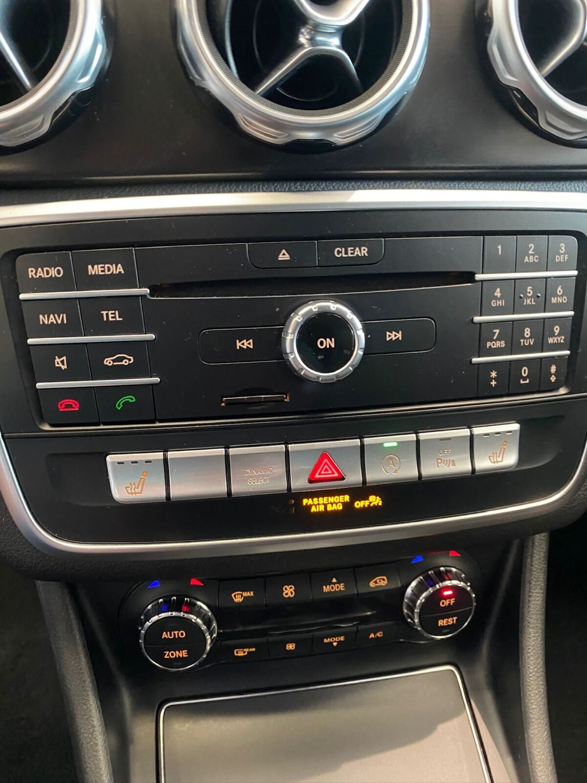 MERCEDES-BENZ GLA 2.0D