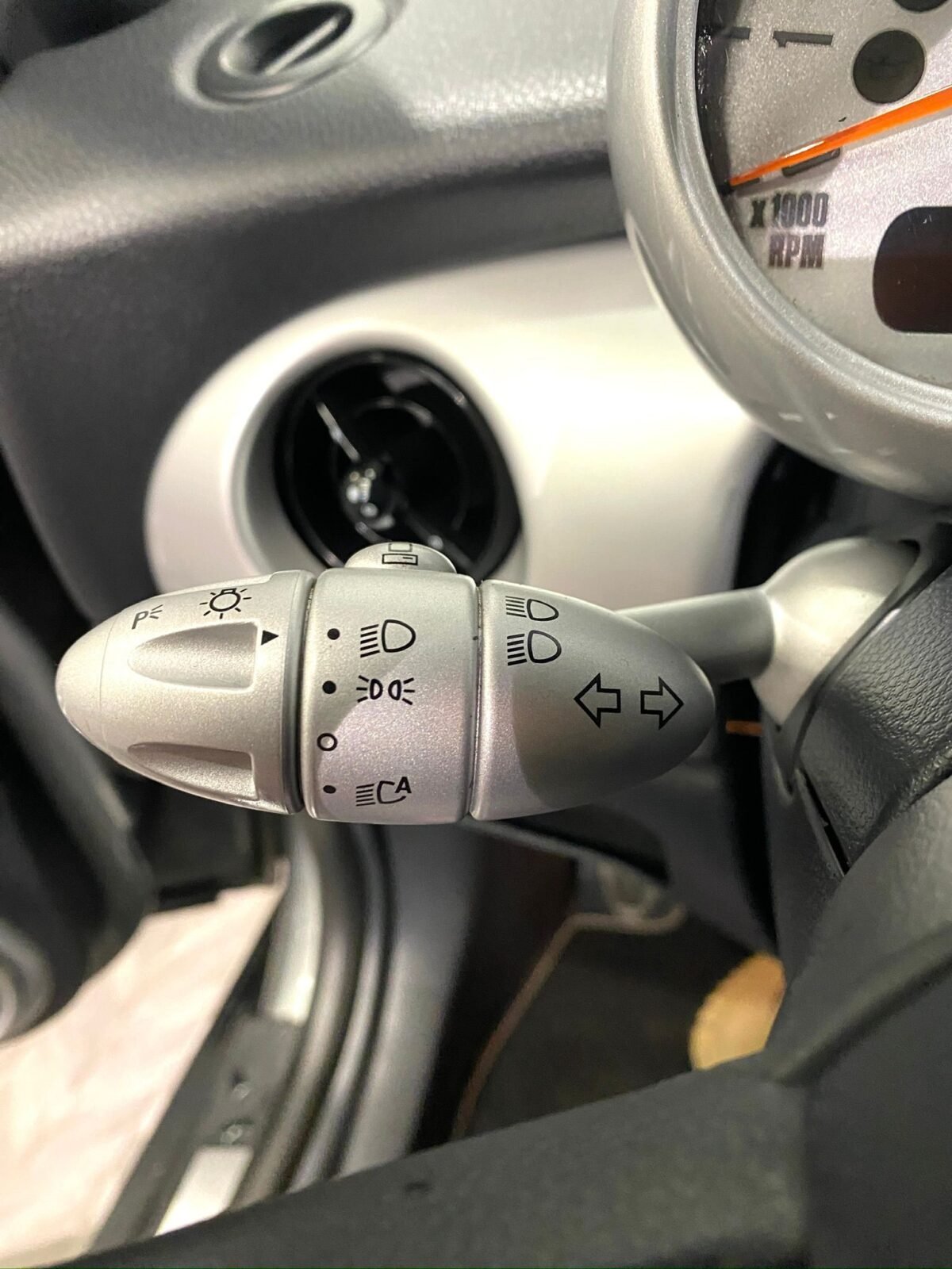 MINI JOHN COOPER WORKS 1.6