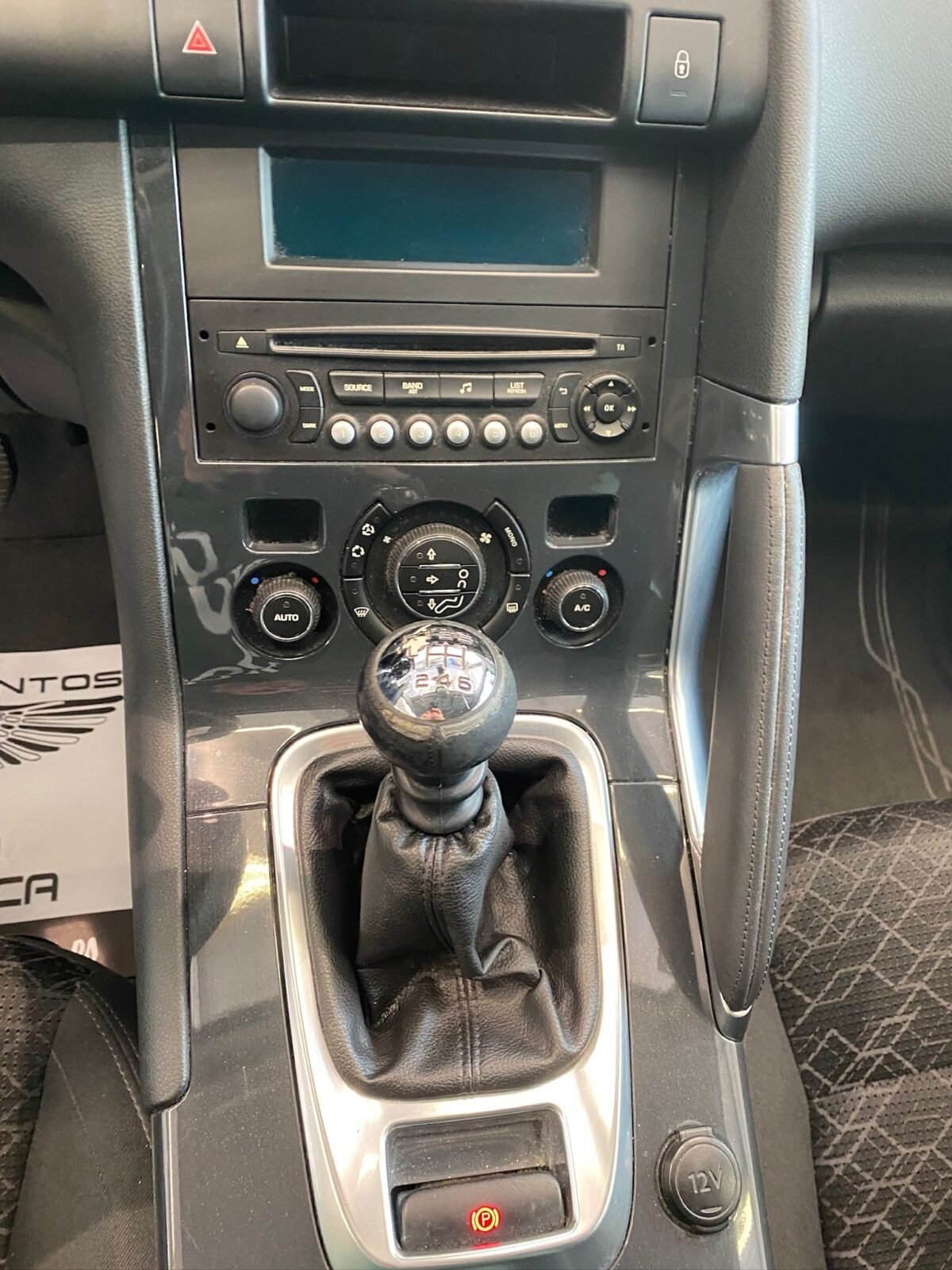 PEUGEOT 3008 1.6 HDI 120CV