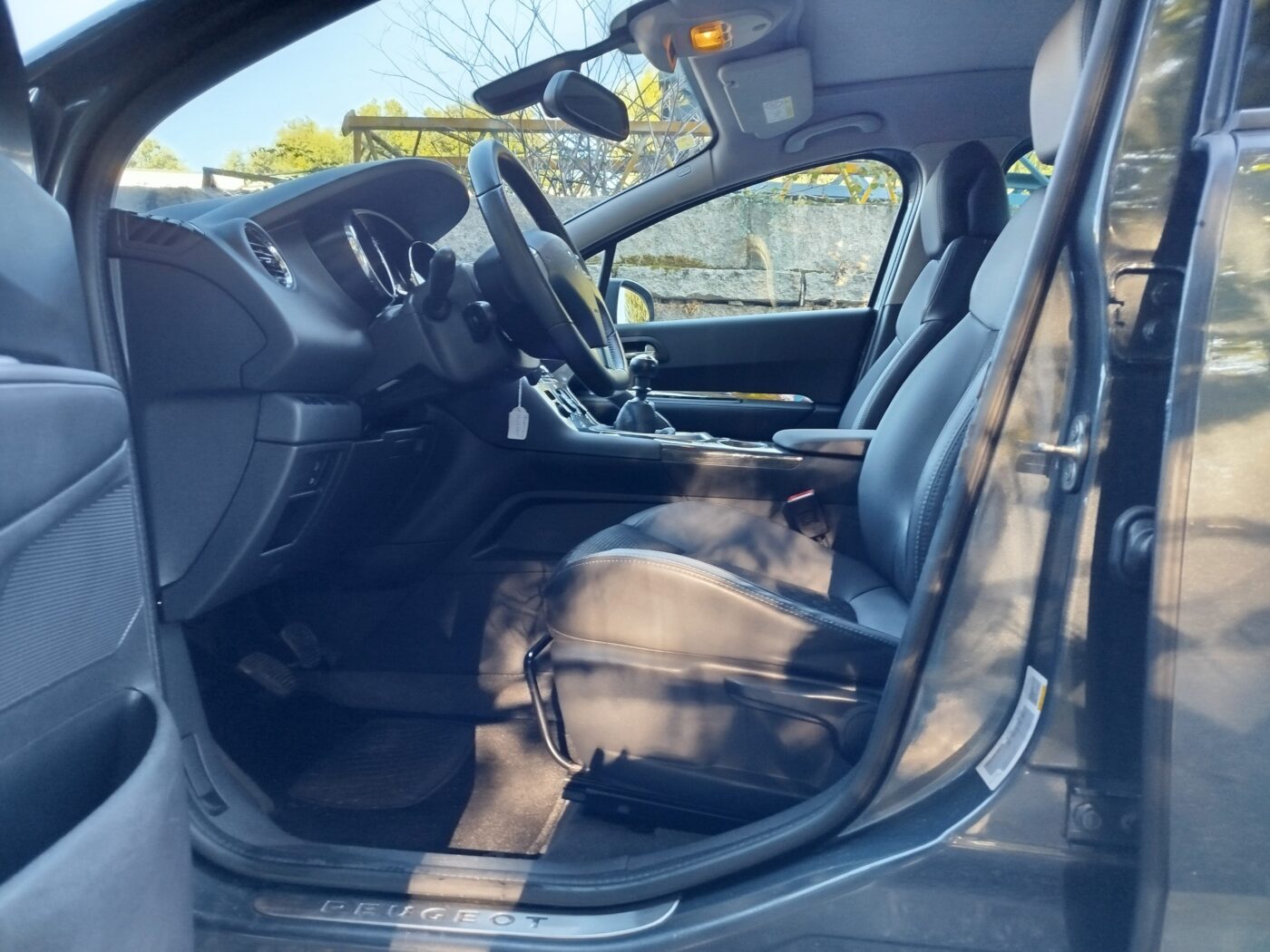 PEUGEOT 3008 1.6 hdi 120cv