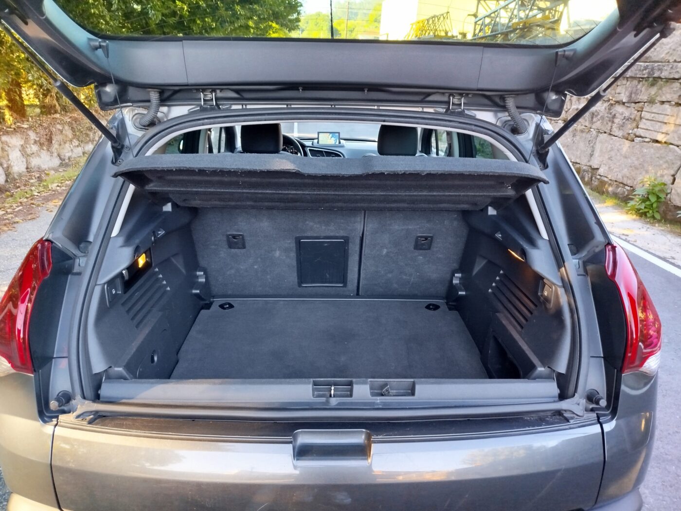 PEUGEOT 3008 1.6 hdi 120cv