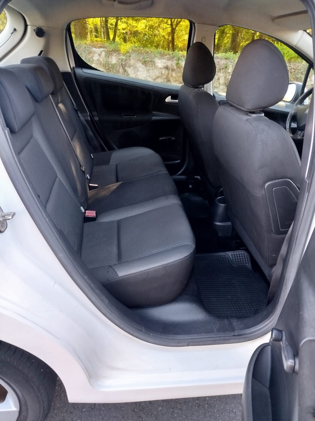 PEUGEOT 207 1.6 hdi 92 cv active