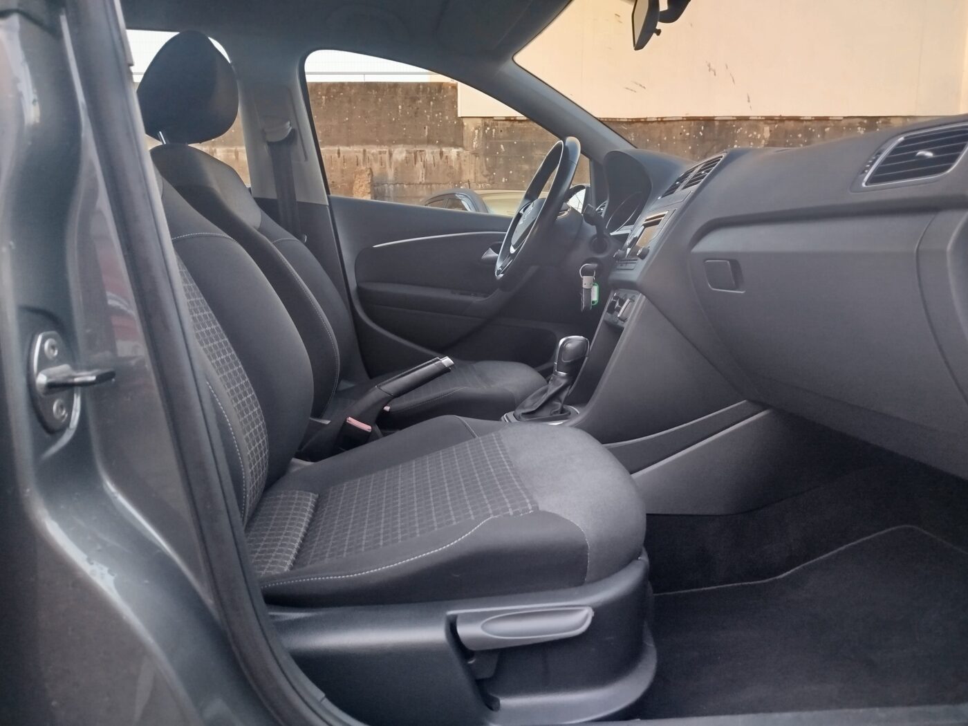 VOLKSWAGEN polo 1.4 tdi 90cv dsg