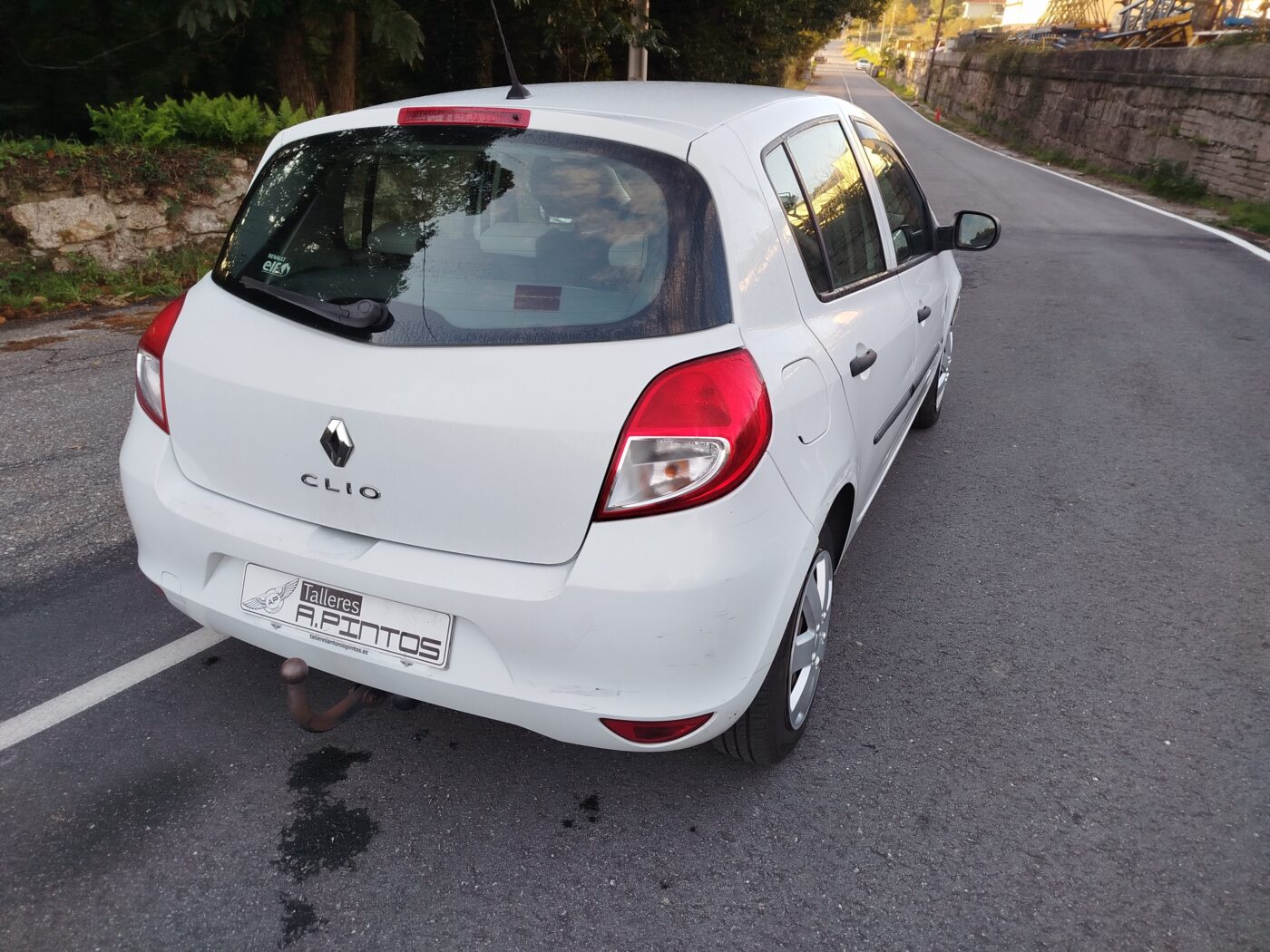 RENAULT CLIO 1.2 gasolina 75cv